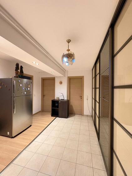 Apartament cu 2 camere decomandat în Vitan