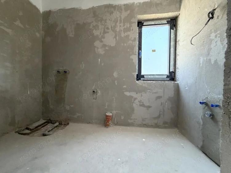 Casă cu 4 camere cu Teren 350 Mp în Giarmata