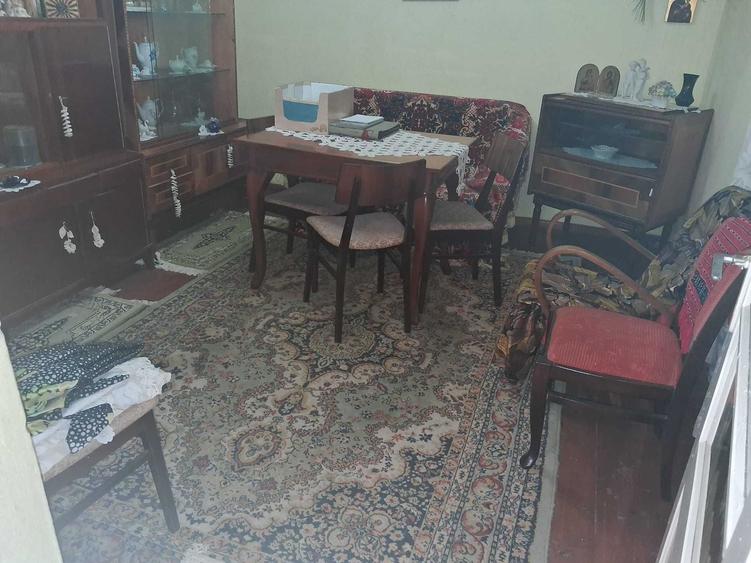 Casă cu 4 camere în Săbăoani