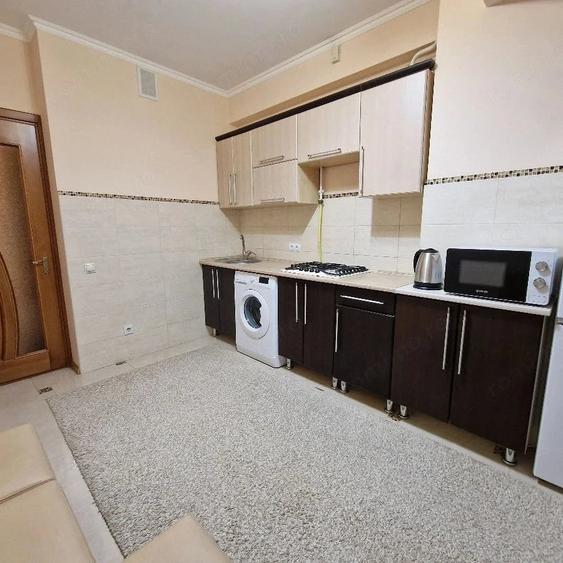 Garsonieră decomandată în Muncii