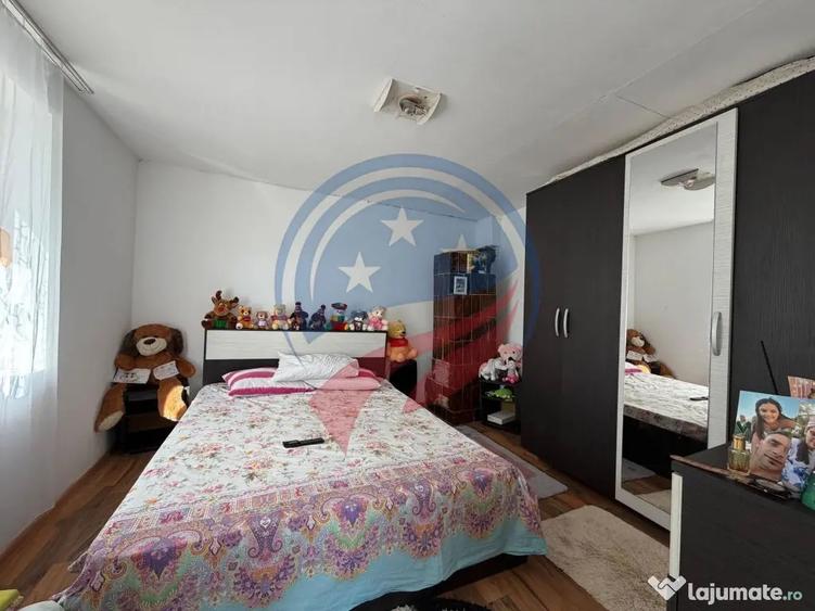 Casă cu 3 camere cu Canalizare în Izvor