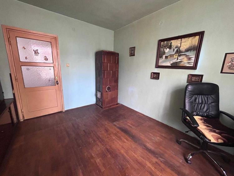 Apartament cu 2 camere decomandat în Petros
