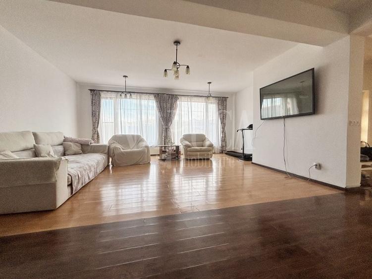 Casă individuală cu 3 camere cu Canalizare în Apahida
