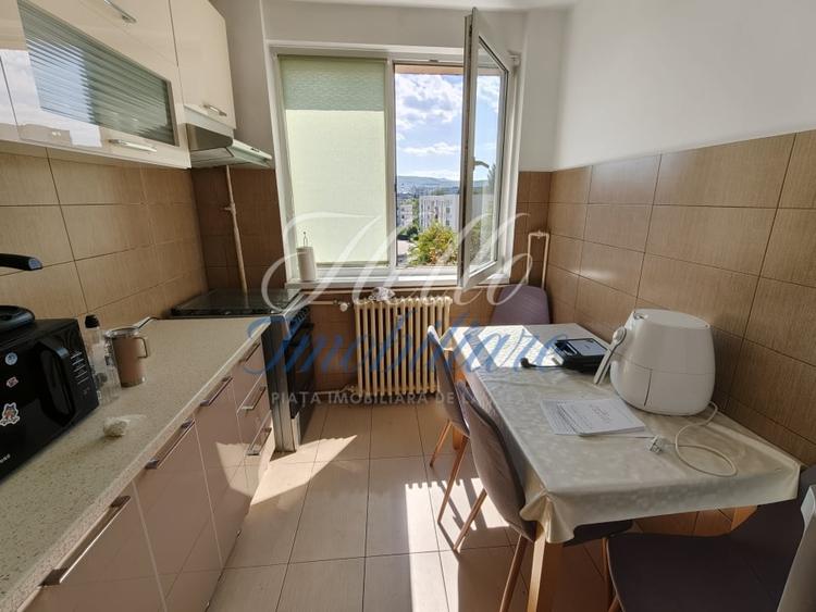 Apartament cu 3 camere, mobilat în Grigorescu