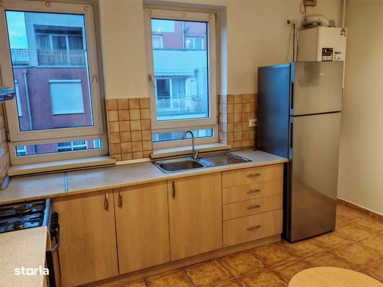 Apartament cu 2 camere decomandat în Avantgarden