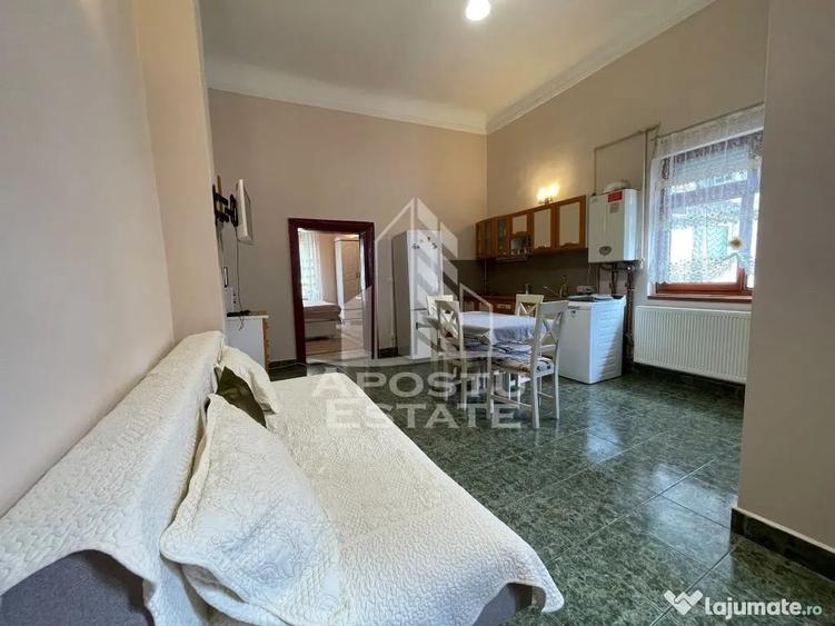 Apartament cu 2 camere semidecomandat în Ultracentral