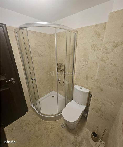 Casă cu 4 camere cu Teren 100 Mp în 1 Decembrie