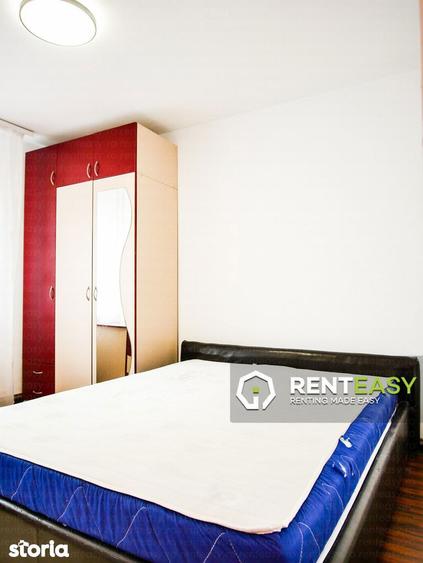 Apartament cu 3 camere semidecomandat în Podu Roș