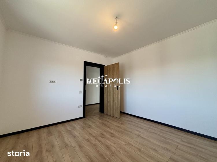 Casă cu 4 camere cu Teren 500 Mp în Tărlungeni