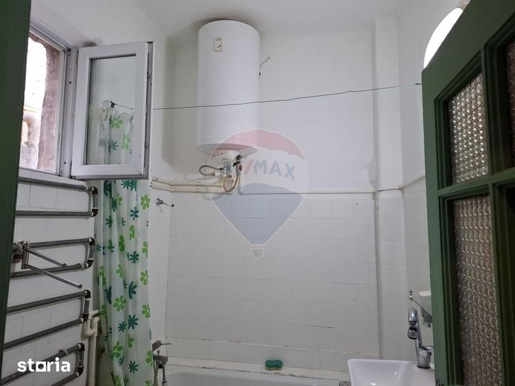 Casă cu 2 camere cu Teren 140 Mp în Eroii Revoluției