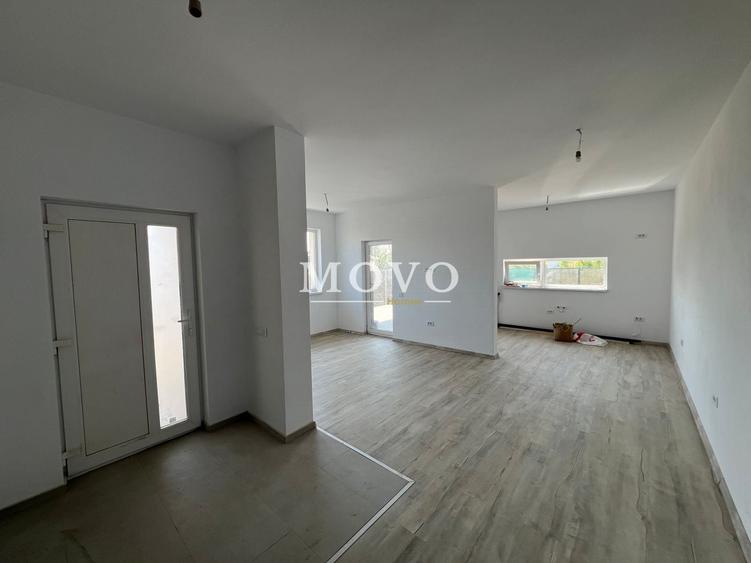 Duplex cu 3 camere cu Teren 298 Mp în Bucovăț (Remetea Mare)
