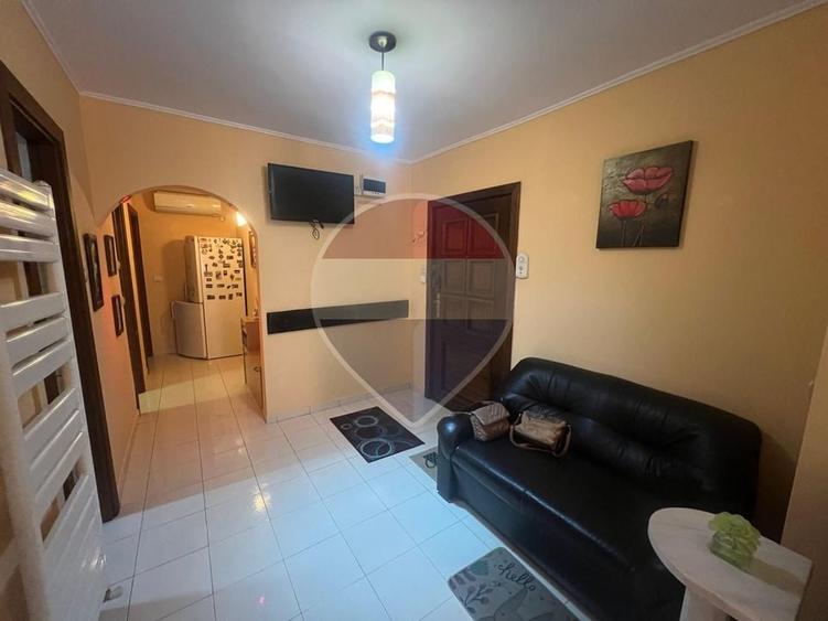 Apartament cu 2 camere decomandat, mobilat în Tineretului