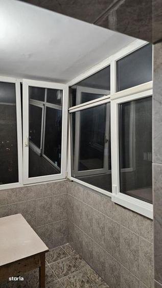 Apartament cu 3 camere, mobilat în Rahova