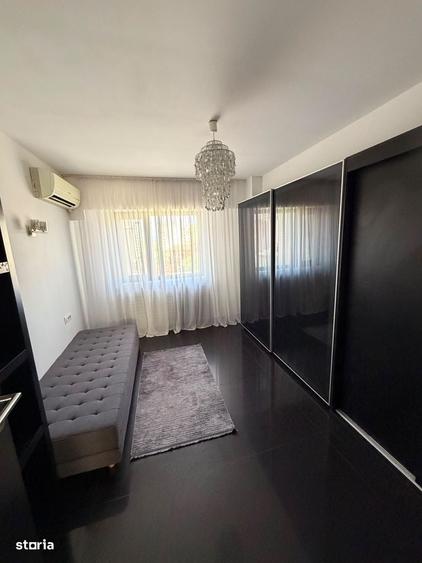 Apartament cu 3 camere în Unirii Centru