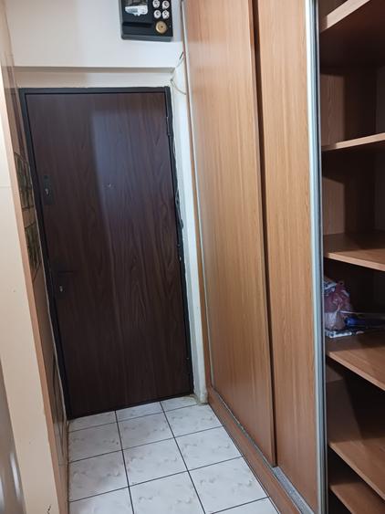 Garsoniera intre Lujerului si Gorjului, etaj 2, balcon, libera - 7