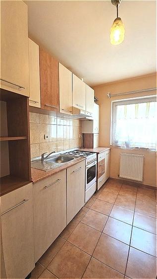 Apartament cu 2 camere decomandat, mobilat în Florești — fotografia 2