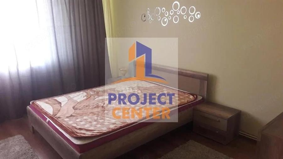Apartament cu 3 camere decomandat în Ultracentral