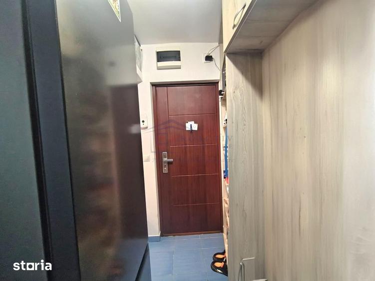 Apartament cu 2 camere nedecomandat în George Enescu