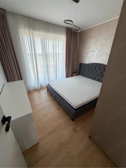 Apartament cu 2 camere semidecomandat în Tunari
