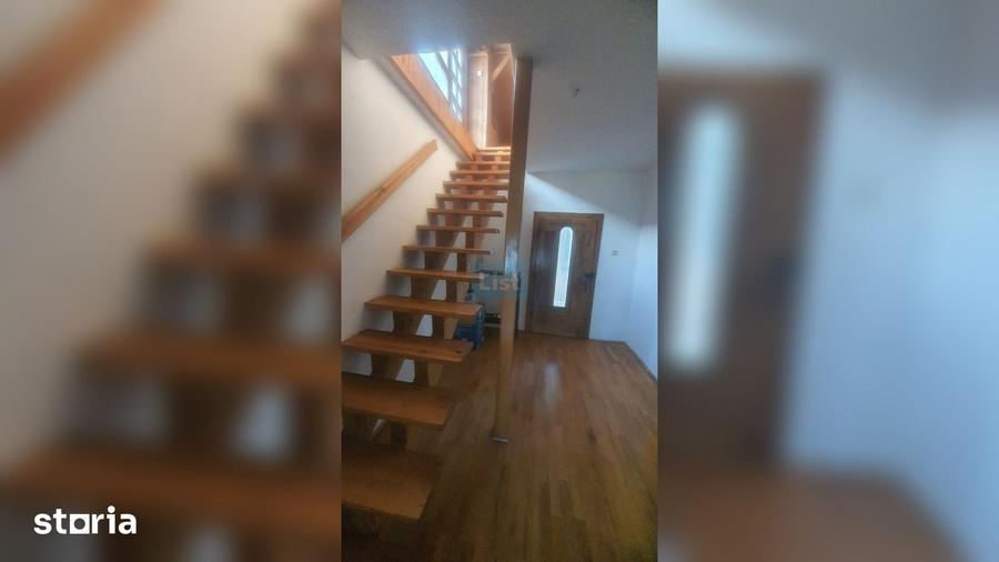 Casă cu 6 camere cu Teren 1500 Mp în Schela