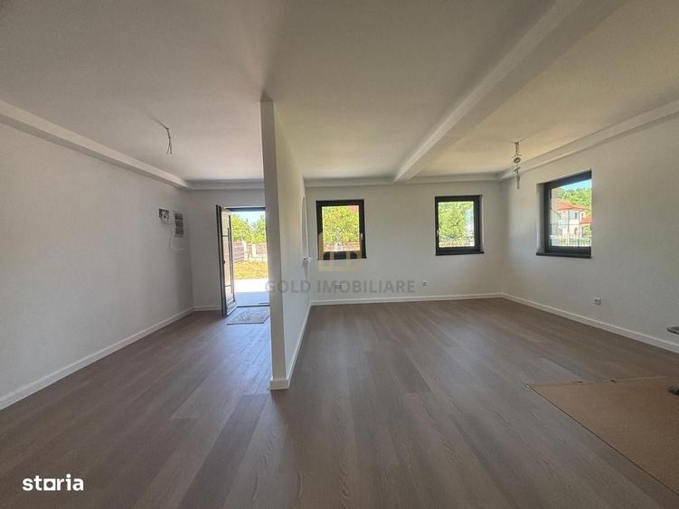 Casa noua, finisata complet, cu teren generos de 1.200 - 1