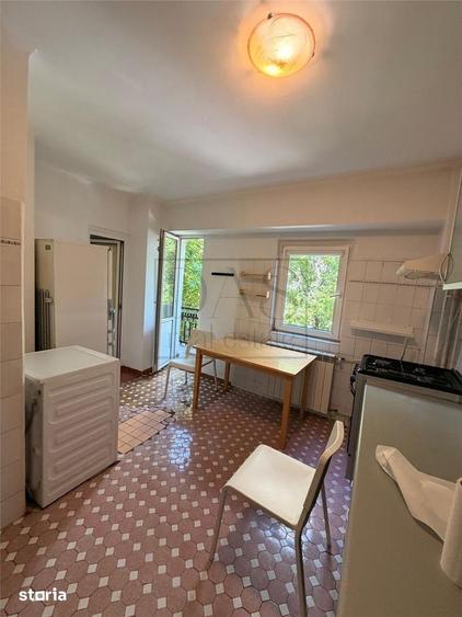 Apartament cu 3 camere, mobilat în Aviației