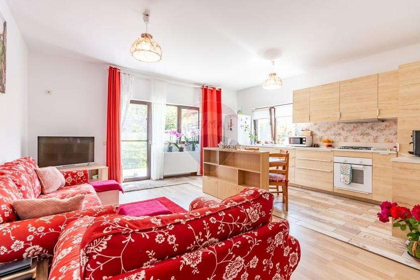 Duplex cu 5 camere cu Teren 227 Mp în Sud-Vest