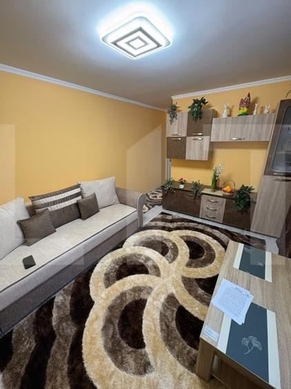 Apartament cu 2 camere semidecomandat, mobilat în Nord-Est