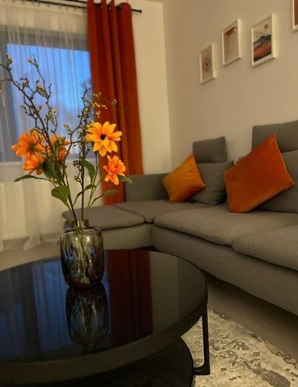 Apartament cu 2 camere decomandat în Berceni