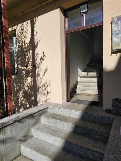 Apartament cu 3 camere decomandat, mobilat în Centrul Istoric