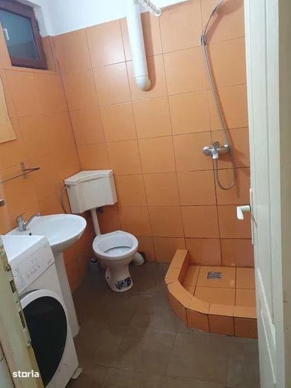 Garsonieră în Sub Arini