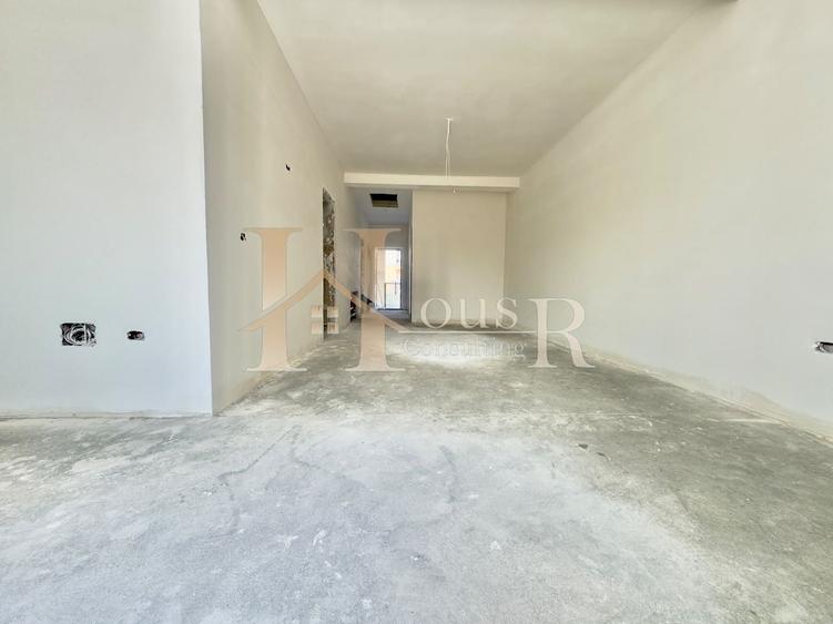 Duplex cu 3 camere cu Canalizare în Moșnița Nouă