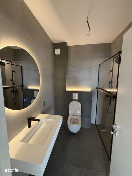 Apartament cu 3 camere în Mioriței