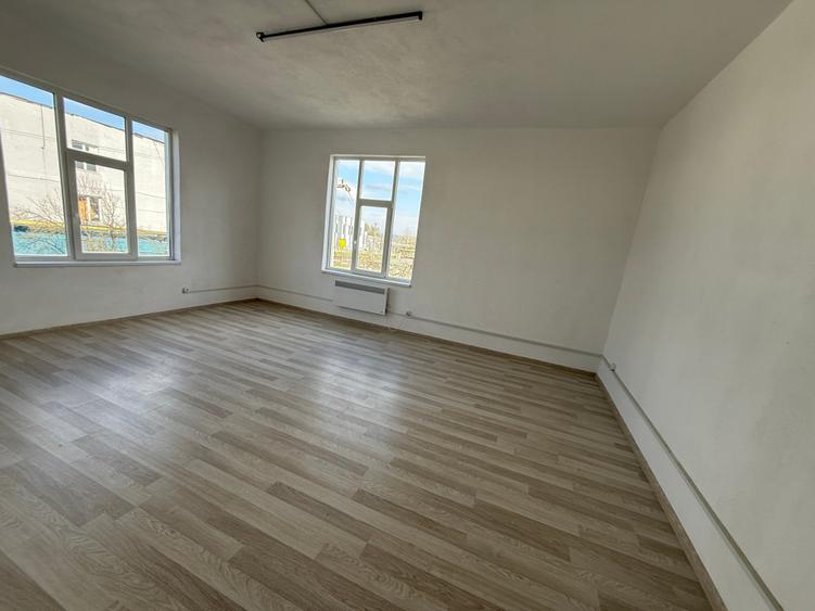 Apartament cu 26 camere în Mârșa