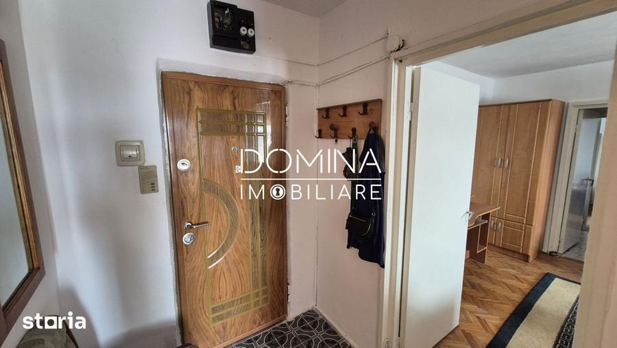 Apartament cu 3 camere semidecomandat, mobilat în Central