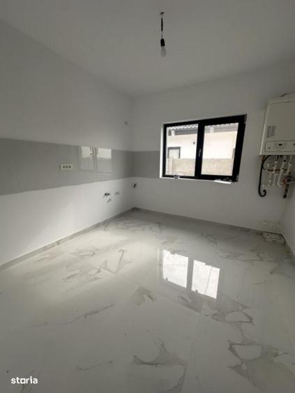 Casă cu 4 camere în Clinceni