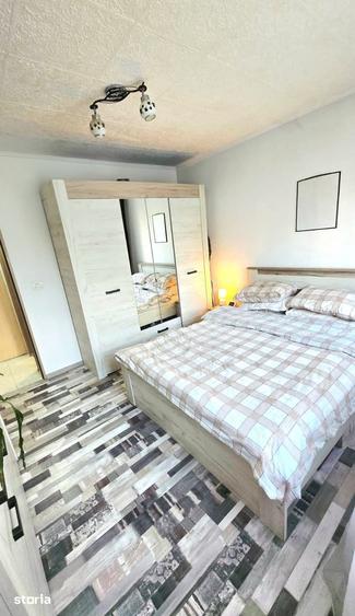 Apartament cu 3 camere decomandat în Alfa