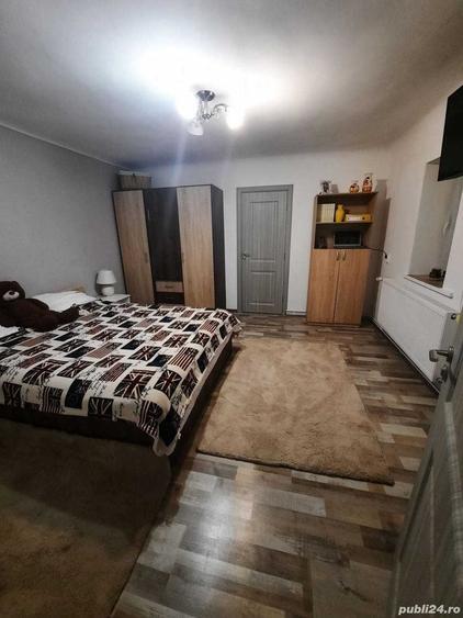 Casă cu 2 camere în Răscruci