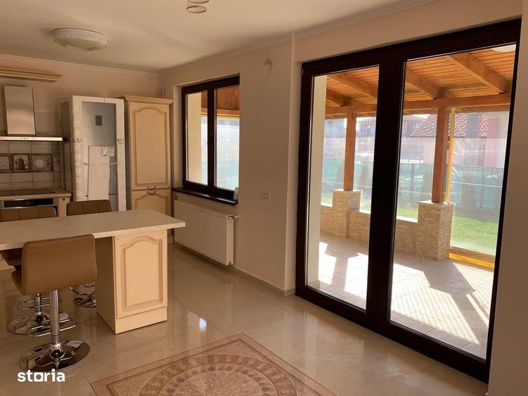 Casă cu 4 camere cu Teren 450 Mp în Nord