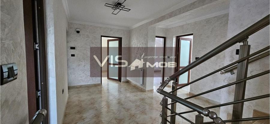 Casă cu 4 camere cu Teren 648 Mp în Central