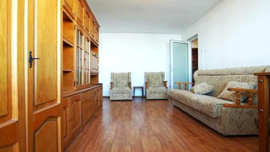 Apartament cu 2 camere semidecomandat în Micro 6