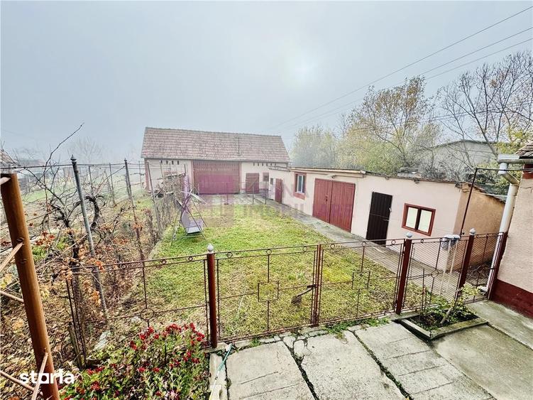 Casă cu 4 camere cu Teren 1272 Mp în Loamneș