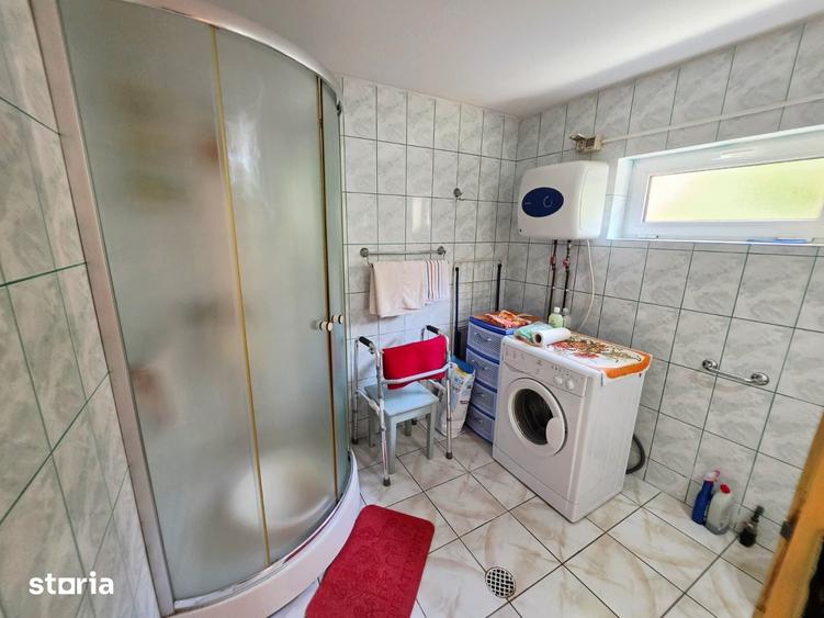Casă cu 4 camere cu Teren 315 Mp în Cantacuzino
