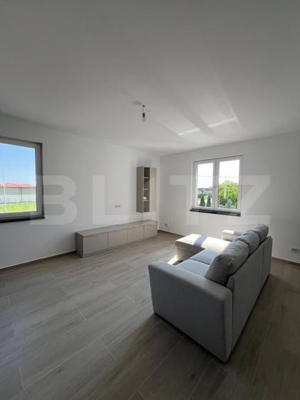 Apartament cu 3 camere decomandat, mobilat în Mărtinești