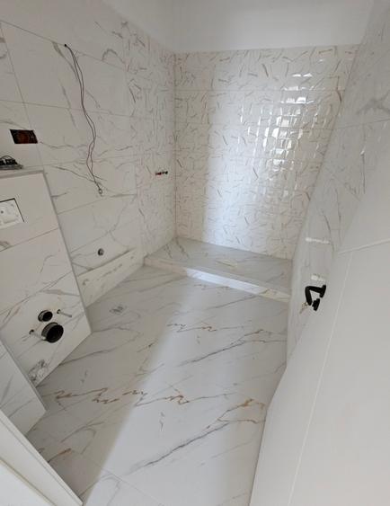 Apartament cu 2 camere decomandat în Haliu