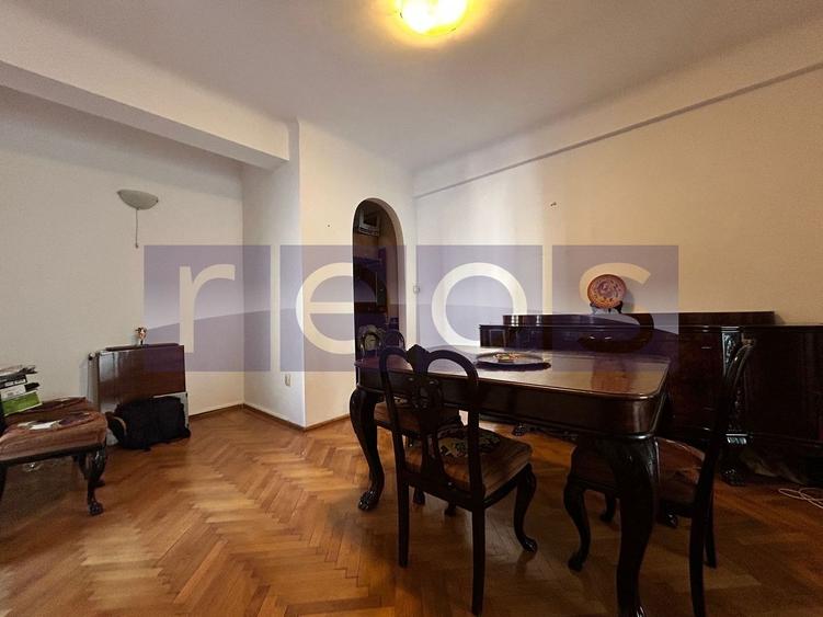 Apartament cu 4 camere circular, mobilat în Universitate
