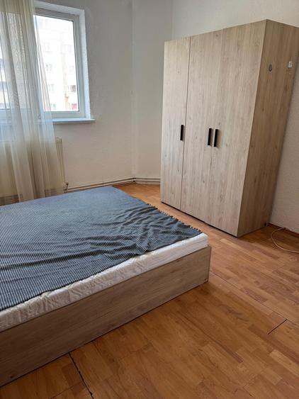 Apartament cu 2 camere decomandat în Centrul Civic