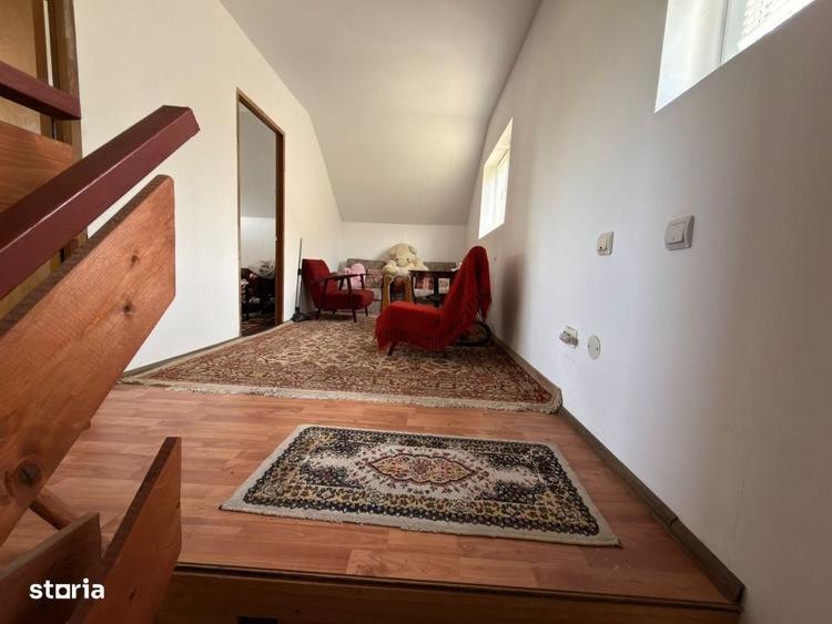 Casă cu 3 camere în Prunet