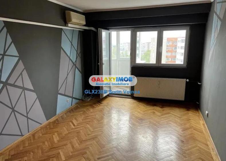Apartament cu 4 camere decomandat în Berceni