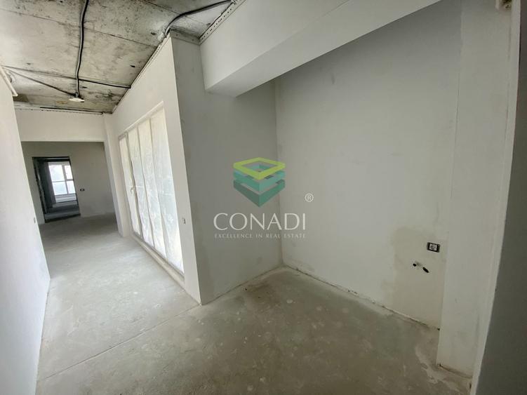 Apartament cu 4 camere decomandat în Cotroceni
